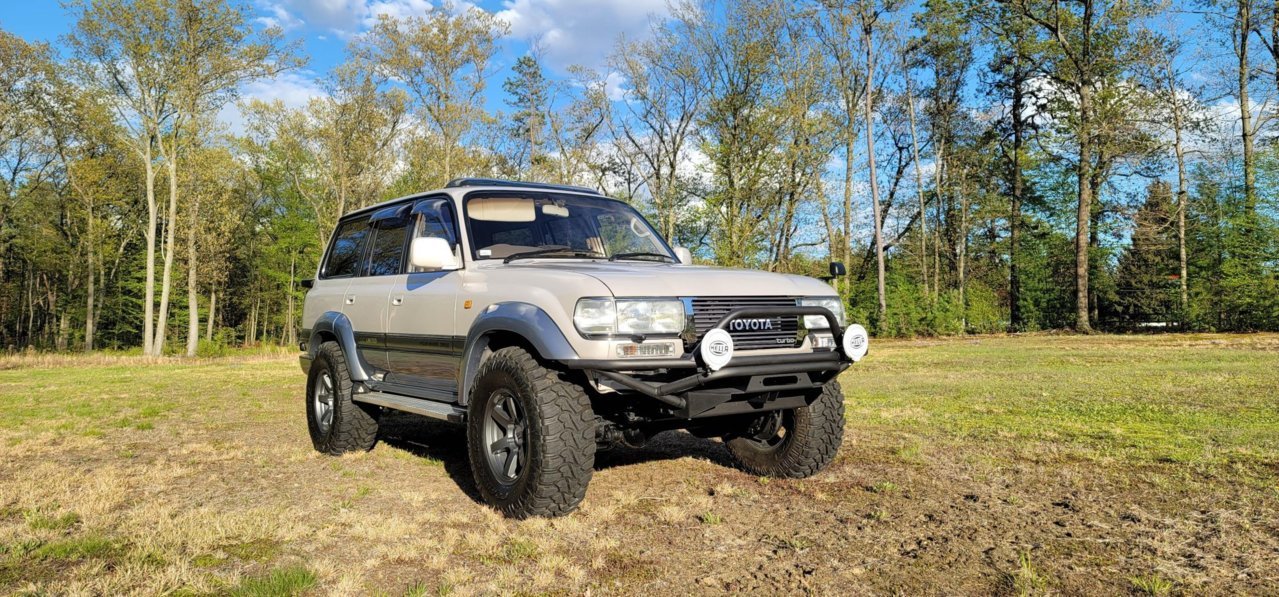 1995_toyota_land_cruiser_1620792315ff2e1c1c39750af120210511_183500-scaled.jpg