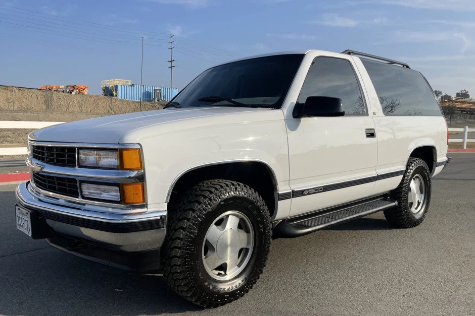 1996_chevrolet_chevy-tahoe_img_3305-8-48334.jpg