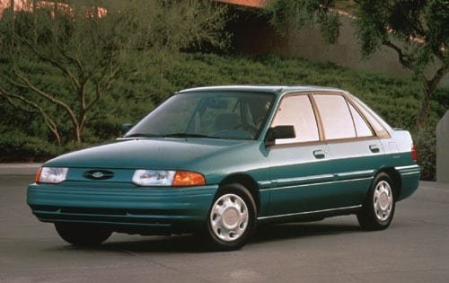 1996_ford_escort_4dr-hatchback_lx_fq_oem_1_500.jpg