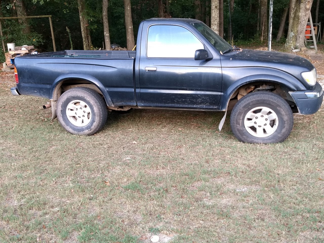 1999 Toyota Tacoma.jpg