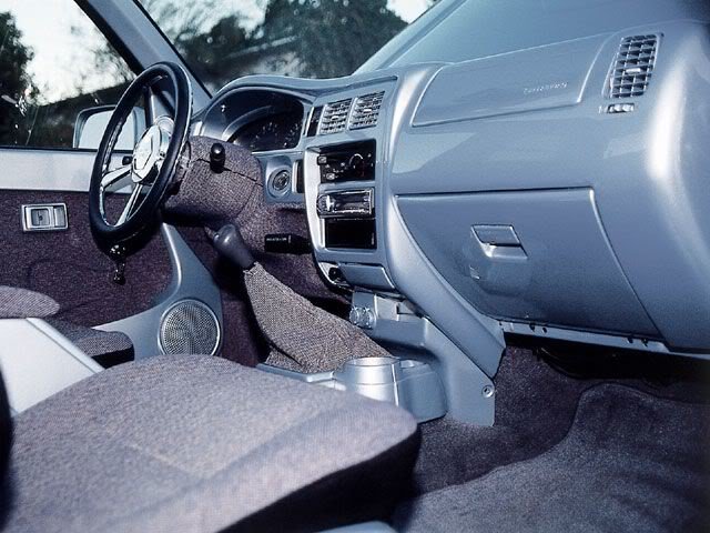 1999_toyota_tacomacustom_interior_f0f9e961b35f6cda0c2b2c1fdd8dc9d95ae05ede.jpg