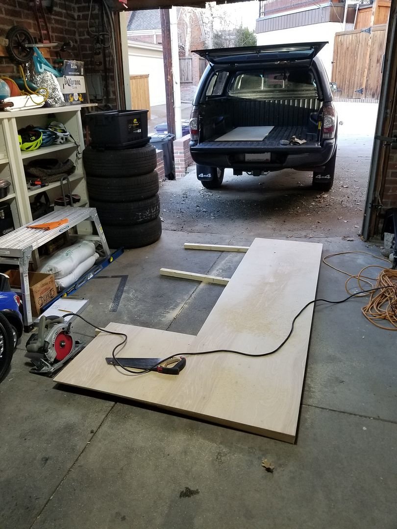 1_drawer_base_first_cuts_a00f49bc21d32bc5a64d01836fd54fe7e850fc39.jpg