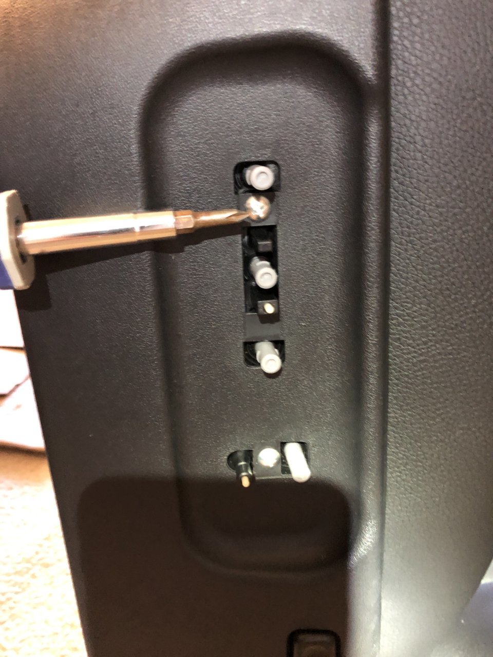1st Screw Driver Seat.jpg