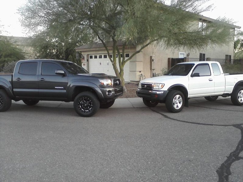 2 TACOS.jpg