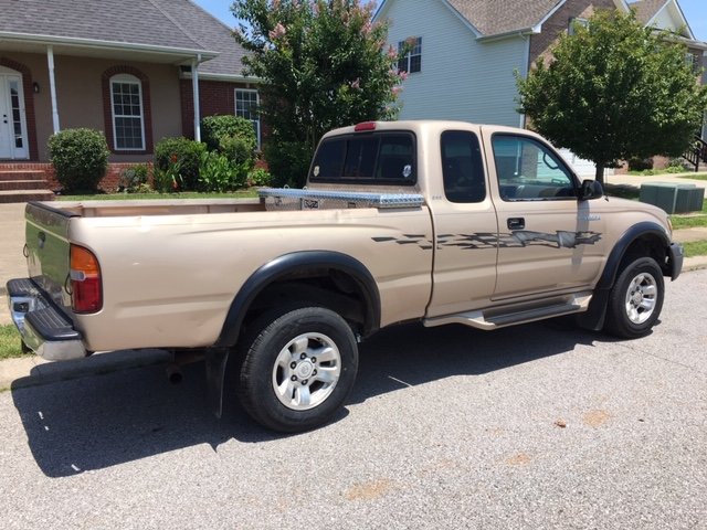 2000 Taco 2.jpg