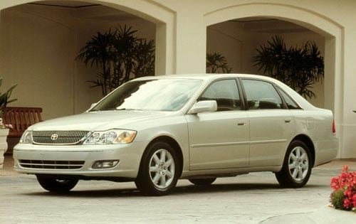 2000_toyota_avalon_sedan_xls_fq_oem_1_500.jpg