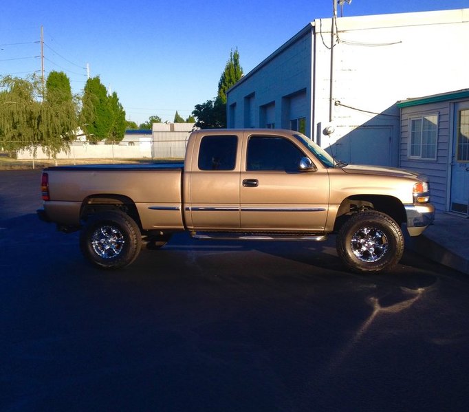 2001 GMC.jpg