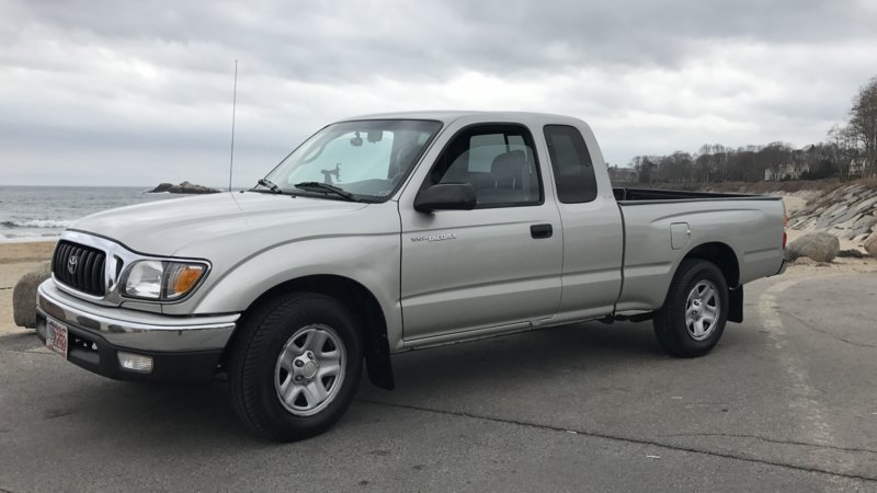 2001 tacoma.jpg