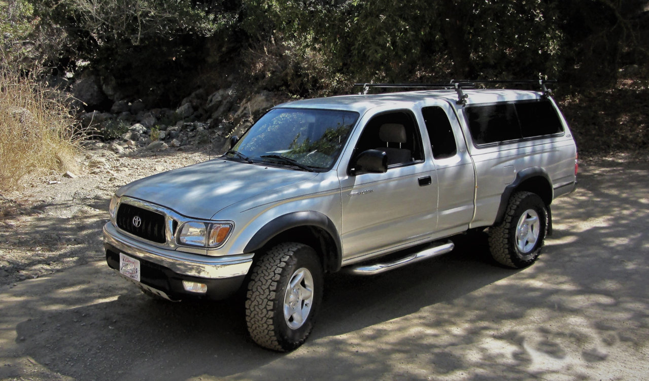 2002 prerunner v6.jpg