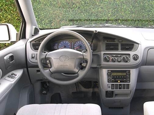 2002-Toyota-Sienna-Dashboard_TTSIELEINT0265_505x375.jpg