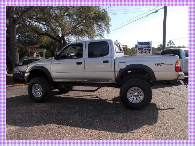 2002_toyota_tacoma-pic-115560873660166744-1024x768.jpg