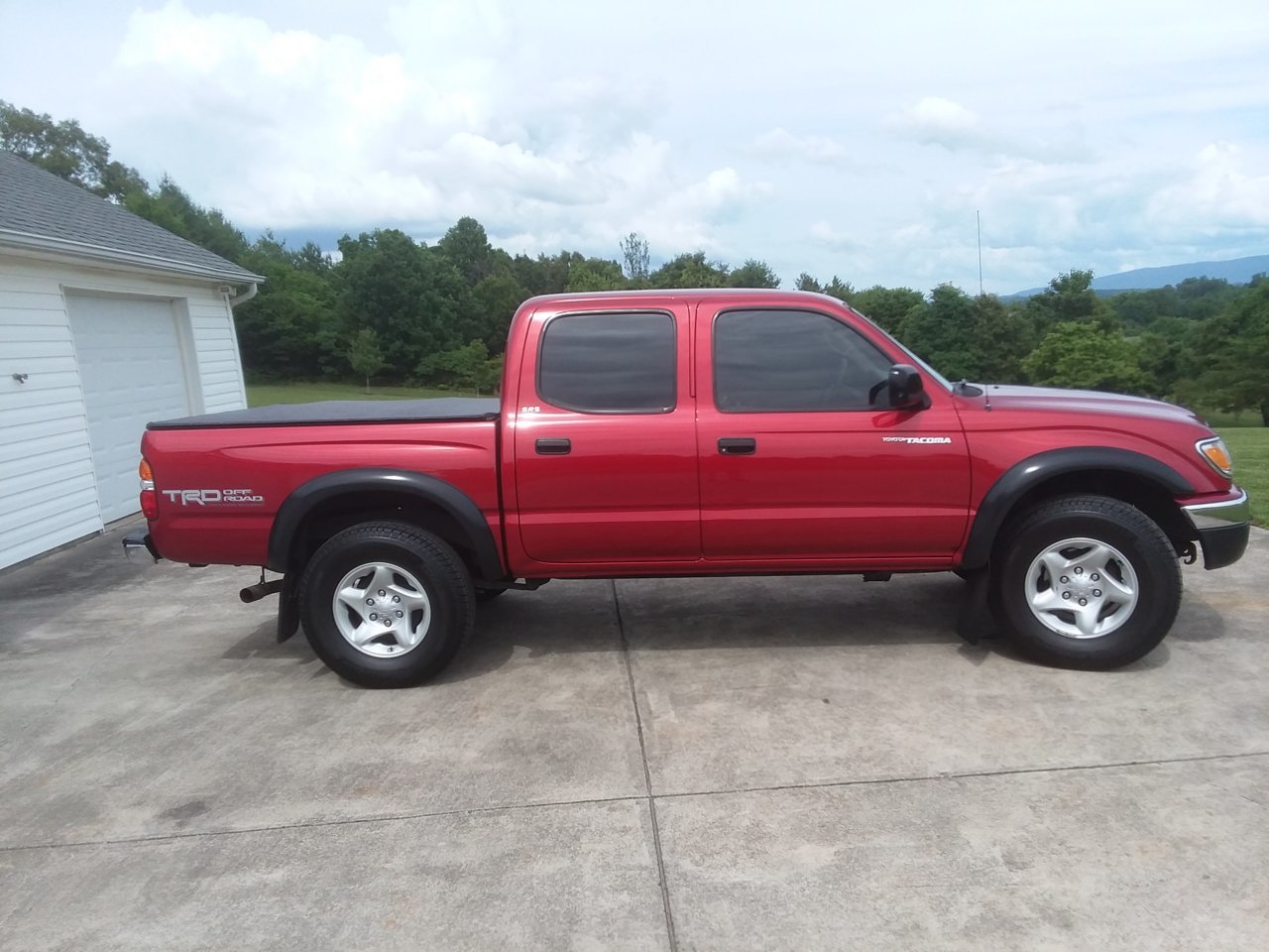 2003 Toyota Tacoma SR5 Double Cab Prerunner.jpg