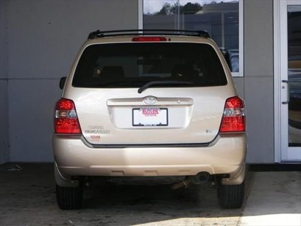 2004 Rear.jpg