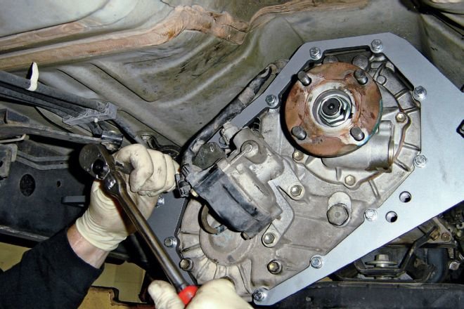 2004-toyota-tacoma-4x4--stock-transfer-case-crossmember.jpg