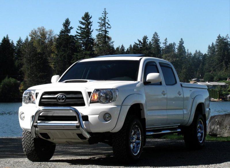 2005 Tacoma.jpg