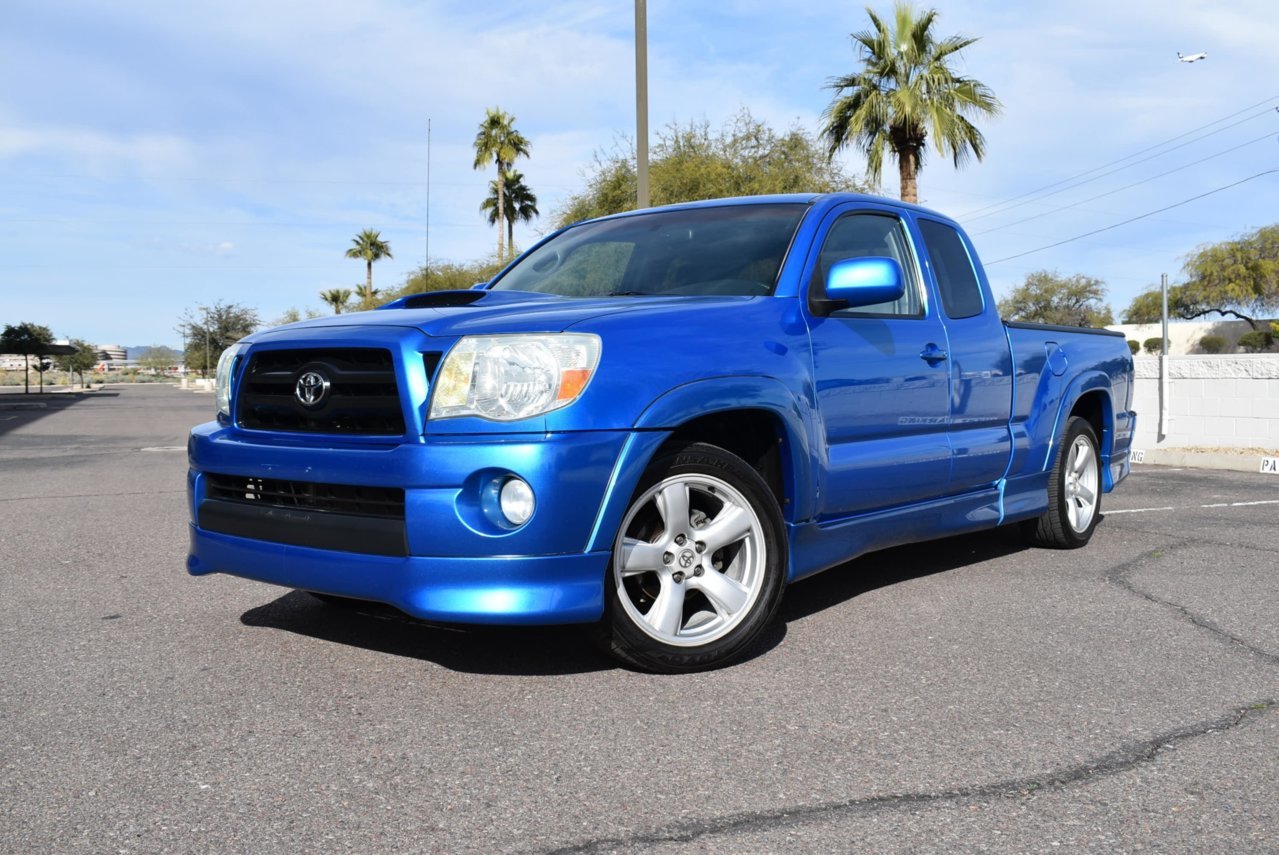2005-Toyota-Tacoma-X-Runner.jpg