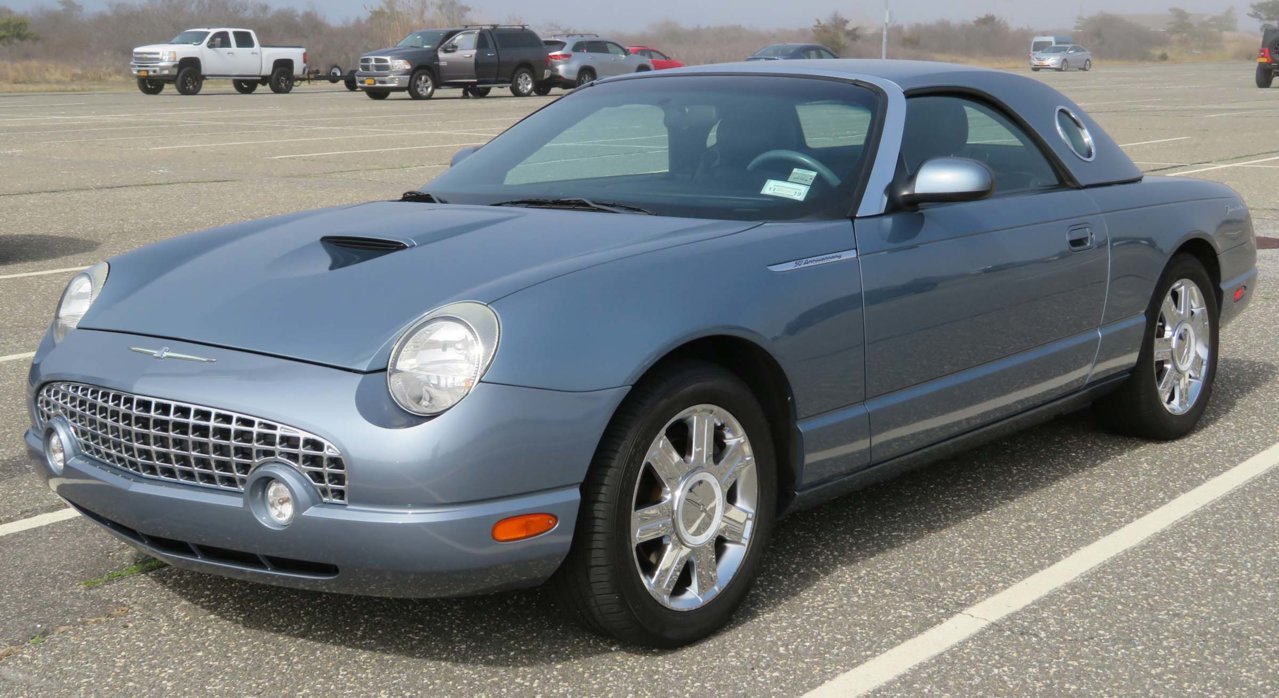 2005_Ford_Thunderbird_Hardtop_front_4.28.18.jpg