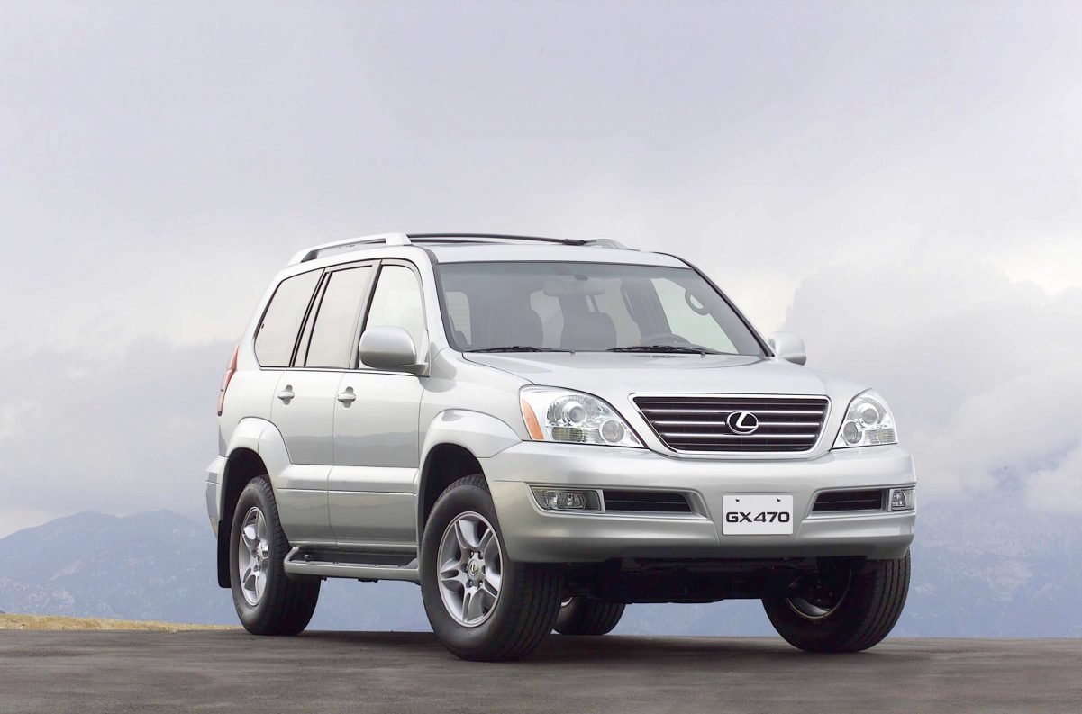 2005_Lexus_GX_470_001-scaled-e1629748577449.jpg