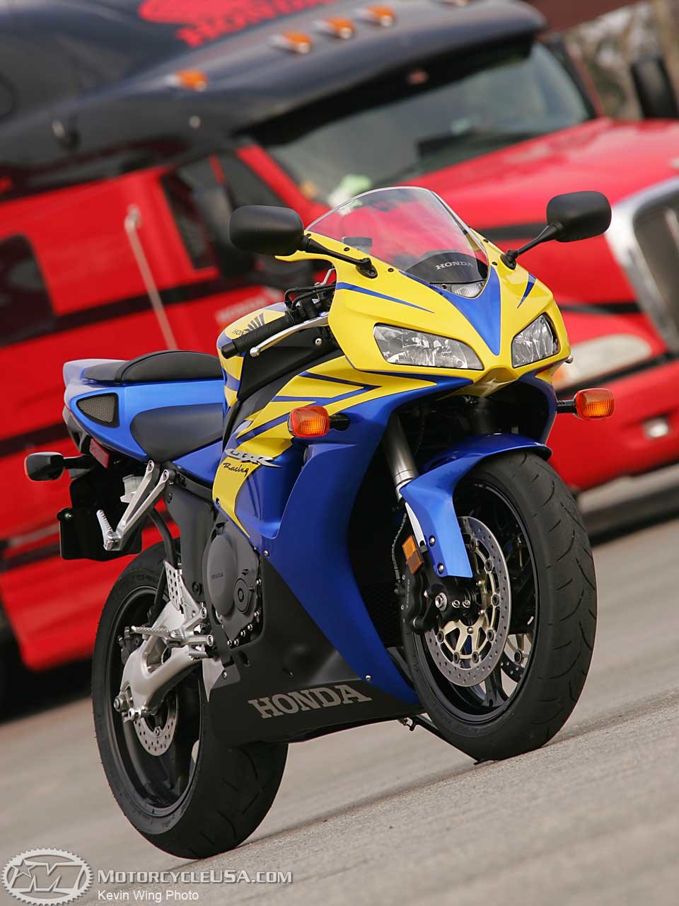 2006-Honda-CB-1000RR-Yellow.jpg