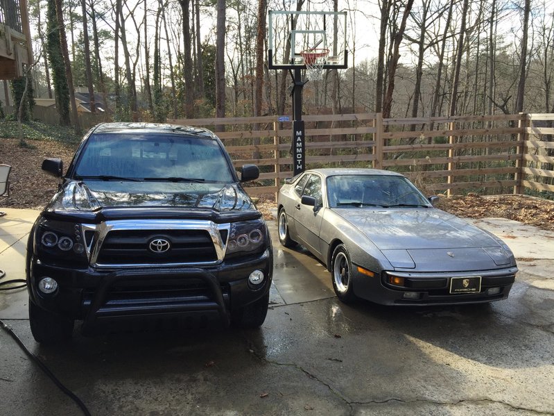 2006 Tacoma and 1985.5 944.jpg