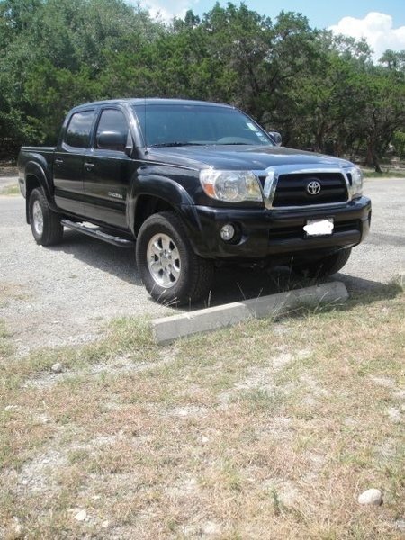 2006 TACOMA picture.jpg