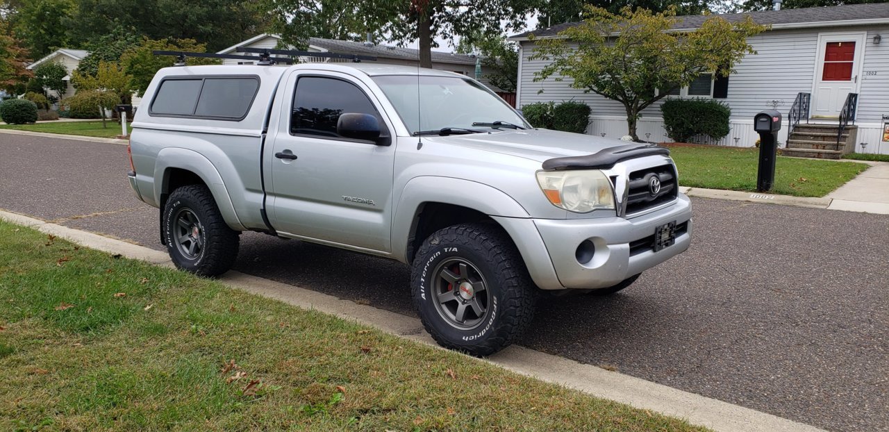 2006 Toyota Tacoma.jpg