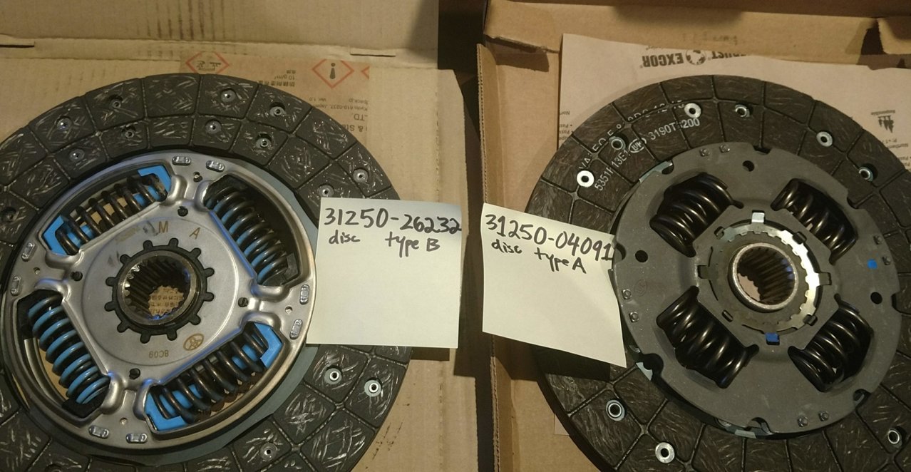 2006_tacoma_clutch_discs_typeAvsB_31250-04091_vs_31250-26232.jpg