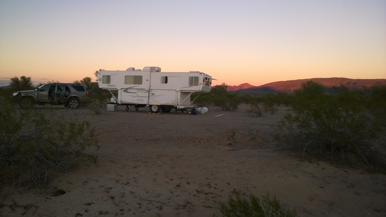 2007 T4r and 2008 trailmanor Gila Bend 2016.1.jpg