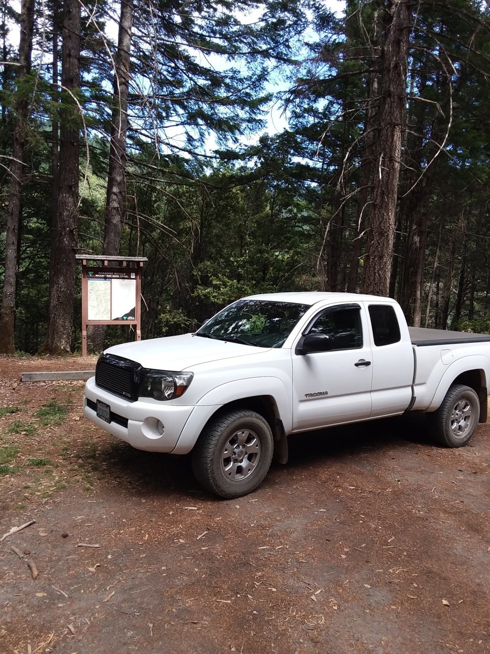 2007 Tacoma.jpg