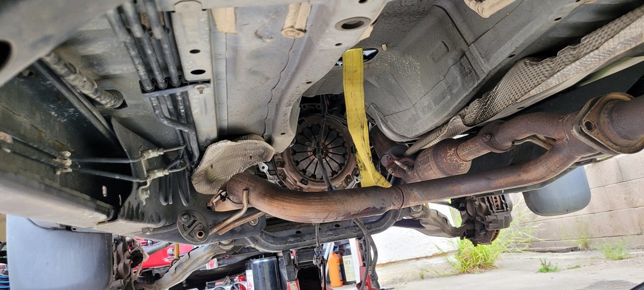 2007 Toyota Tacoma_Clutch Work-04.jpg