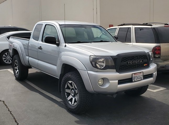 2007 Toyota Tacoma_Exterior-10.jpg