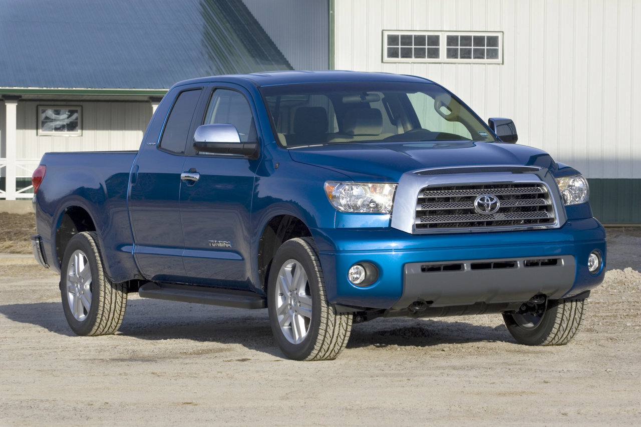 2007_Tundra_01.jpg