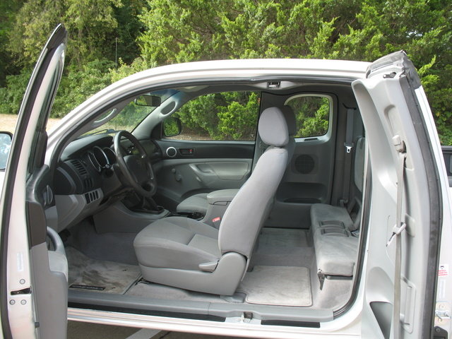 2008_toyota_tacoma_prerunner_access_cab-pic-5157954008744849641-640x480.jpg