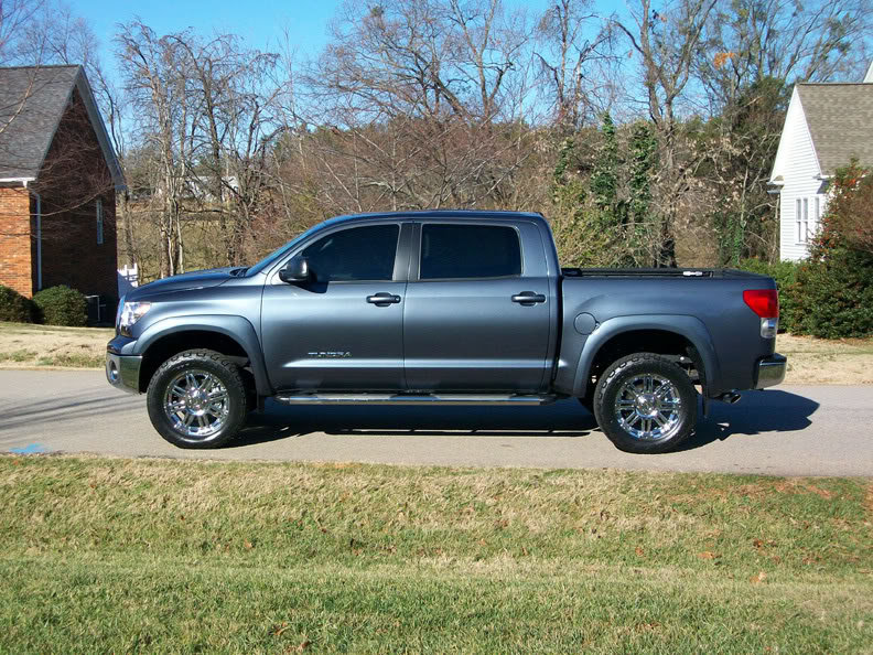 2008TundraSideviewSmall_cc69d05a763f8fab1cd34851ab4d5f93078dcaea.jpg