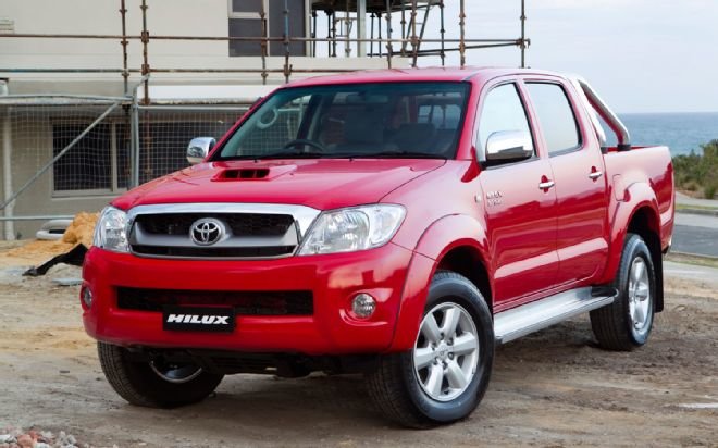 2009-toyota-hilux-sr5-4x4-double-cab-diesel-front.jpg