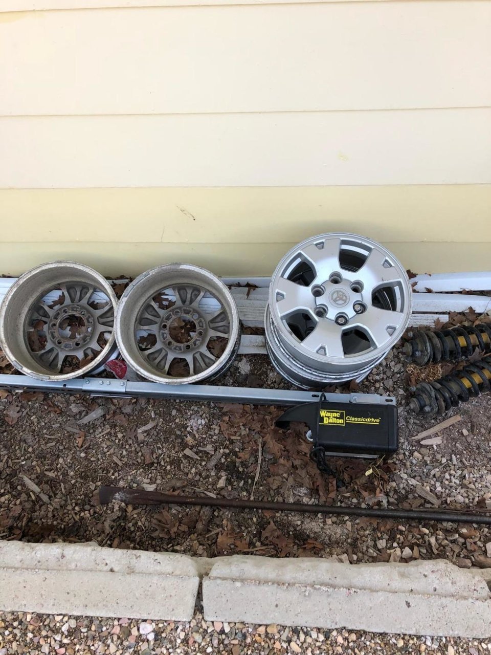 2010 Tacoma wheels.jpg