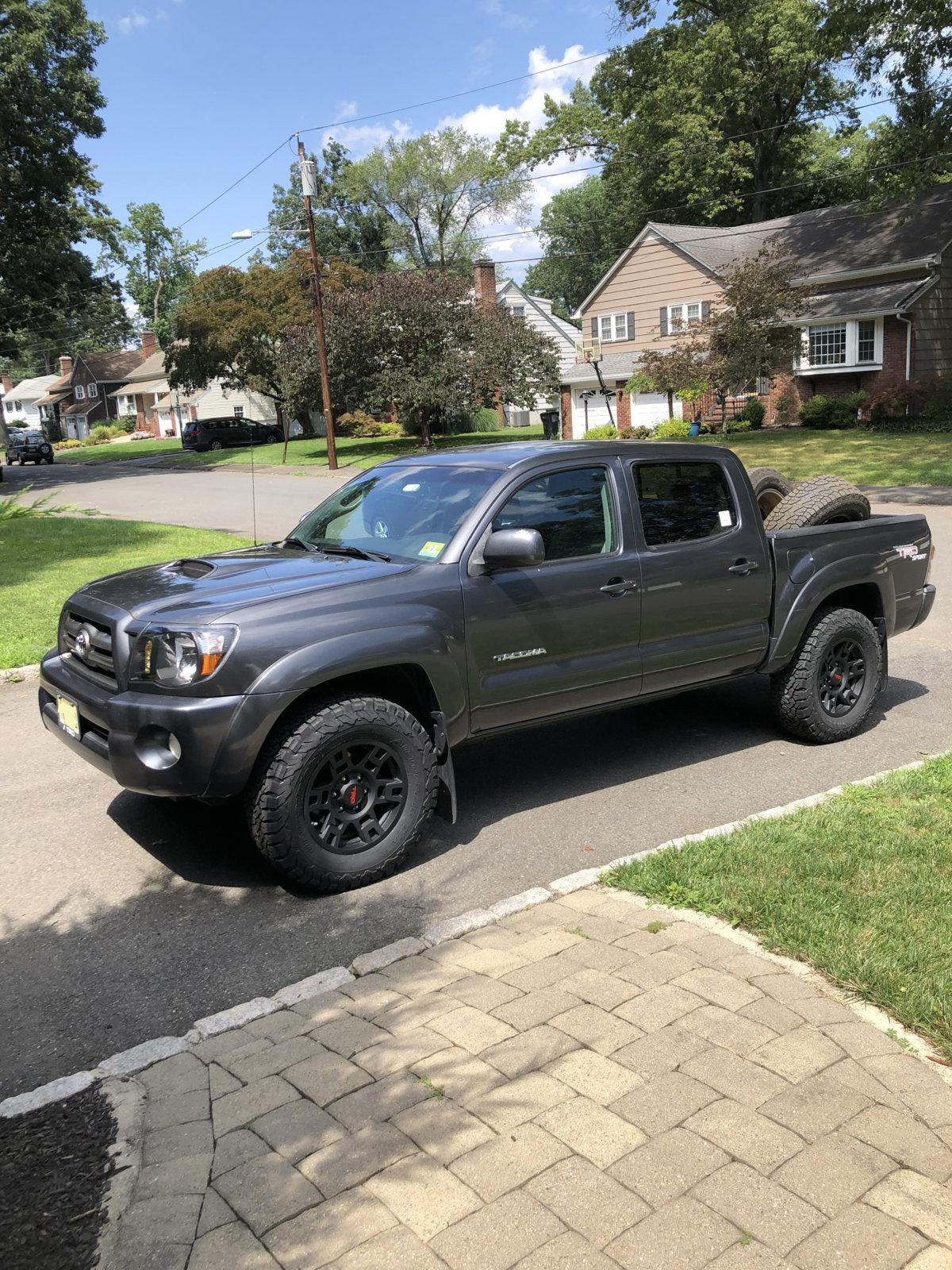 2010 Tacoma_TRD Pros_K02s_1.HEIC.jpg