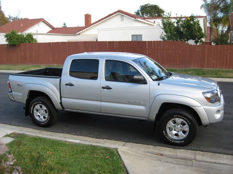 2010Tacoma001_6aeacb56e23552a64c32d4494f04376cec4ab4ee.jpg