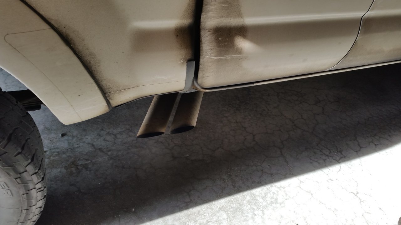 2011 Tacoma (Ford SVT Lightening) Side Dumps.jpg