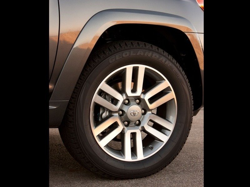 2011-Toyota-4Runner-Limited-20-Inch-Aluminum-Alloy-Wheels.jpg