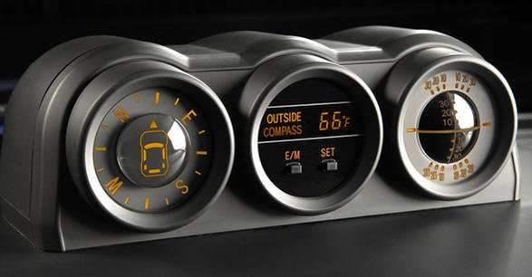 2011-toyota-fj-cruiser-interior-compas.jpg