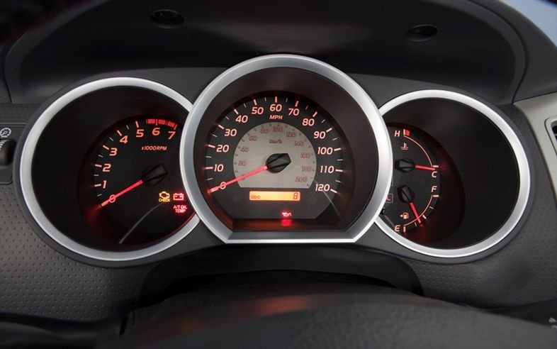 2011-toyota-tacoma-dash-details_d7d6e51ee460611be670f9061b87608f9ceb6ec9.jpg