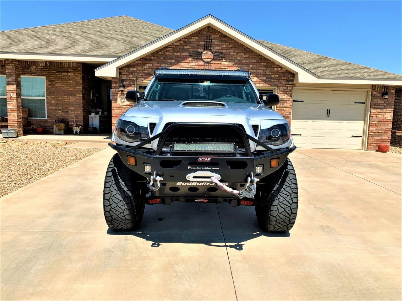 2011 Toyota Tacoma TRD OffRoad 8.jpg