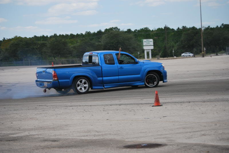 201110Texfest428_a19c23d0b7fb4f76f2cb4ef860ff2355c2f5ec0f.jpg