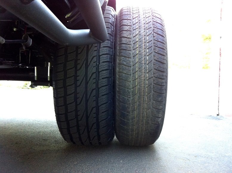 201120TireComparison_zps2da18d35_f70bf287b4145115ba58dea7076711cbf7649ba5.jpg