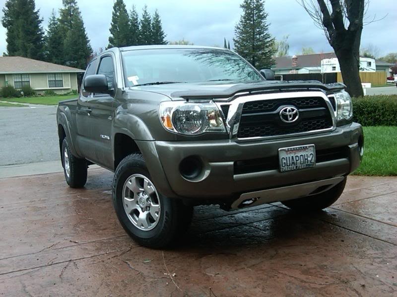 2011Tacoma1_724fa2526ab9d039464b9690f554d3685663d2f4.jpg