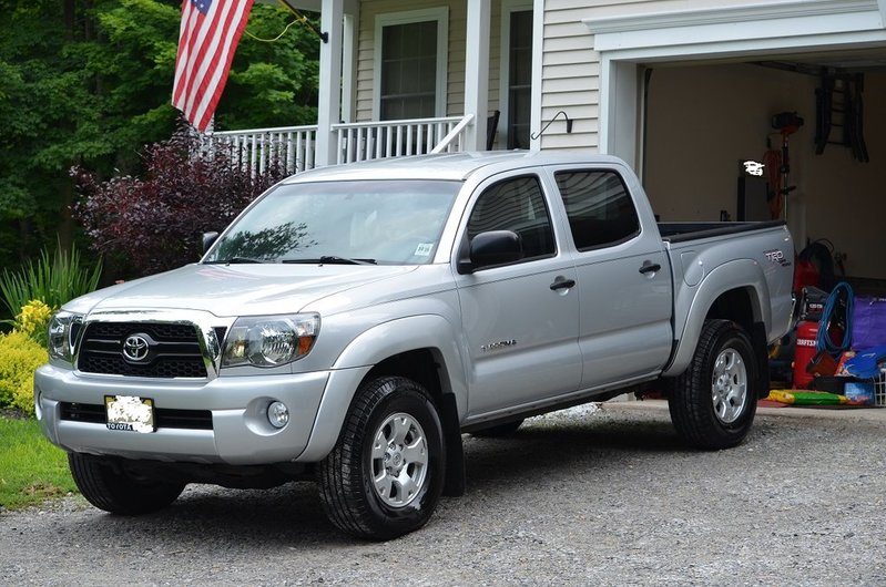 2011Tacoma_nolicense_NikonD3300_LongLens.jpg