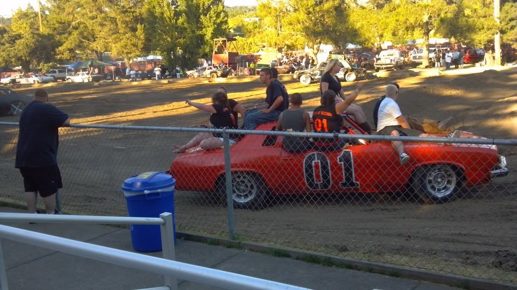 2012-08-11_18-37-39_948_1cbe6f19ff8ce7ad5611a55925ece07cf3646767.jpg