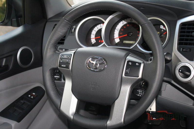 2012-tacoma-steering-wheel-with-controls.jpg