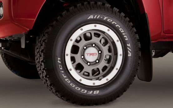 2012-Toyota-Tacoma-Baja-front-wheels_f45c78660bd8a3adb4fe5360d27d4b6456c073b5.jpg